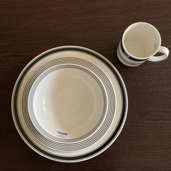 KATE SPADE | concord square 4-piece place setting - Picture 2 of 12